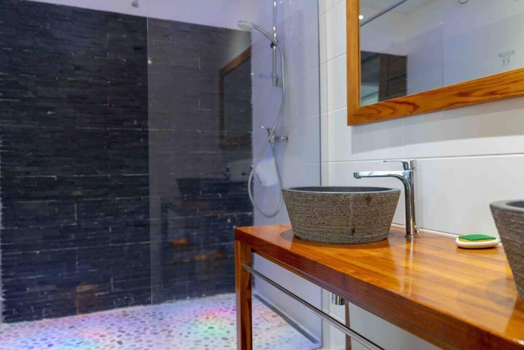 Blue Lagoon Appart En Residence Acces Plage 르 고지에 외부 사진